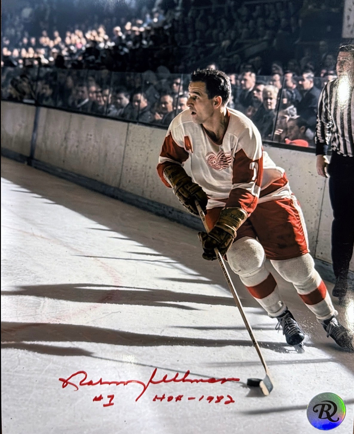 Norm Ullman: Photo autographié 8x10 Red Wings de Detroit en action avec HOF 1982
