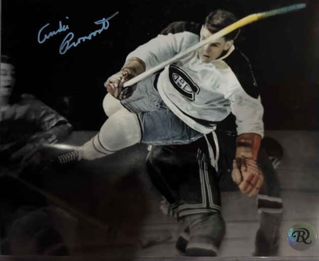 Photo autographié par André Pronovost Canadiens de Montréal en action