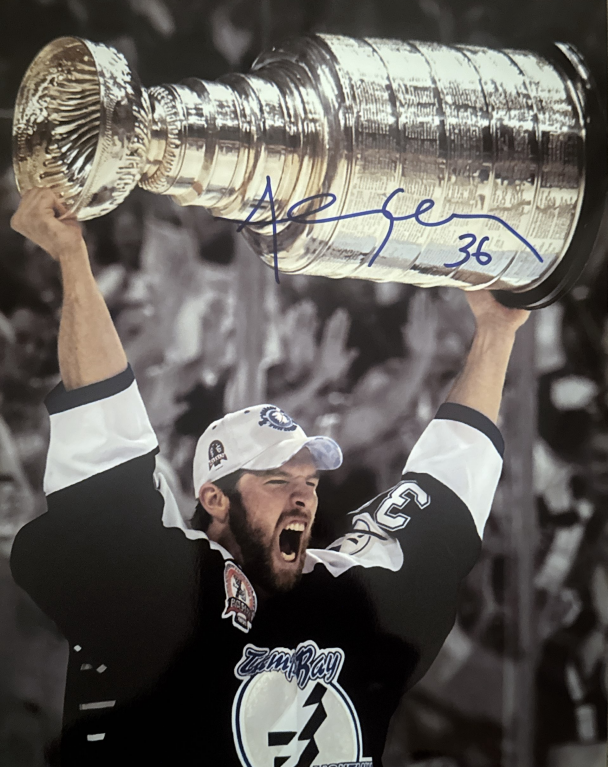 André Roy: Photo autographié 8x10 Lightning de Tampa Bay Coupe Stanley Spotlight