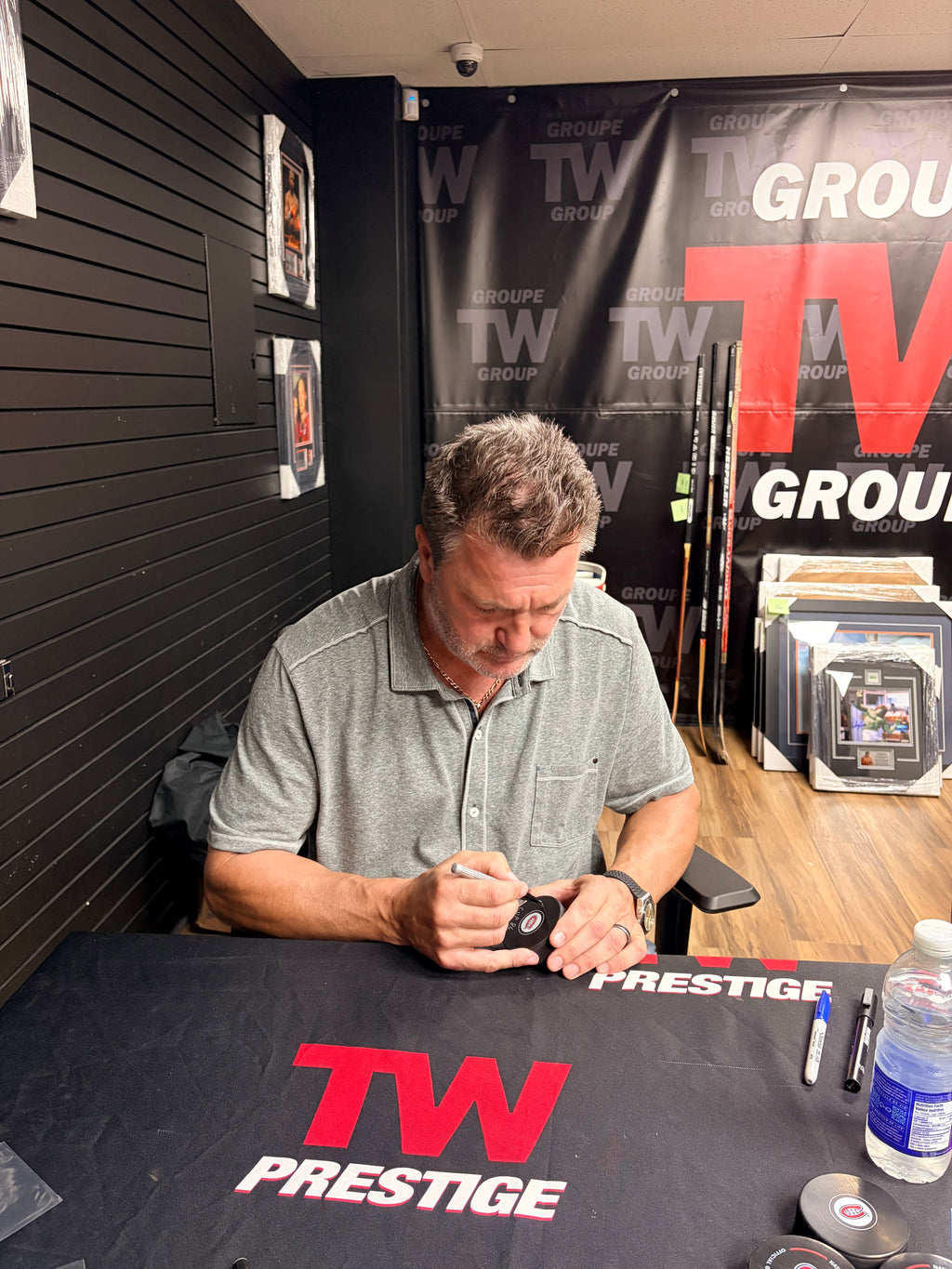Stéphane Richer: Rondelle officielle de match autographiée Canadiens de Montréal