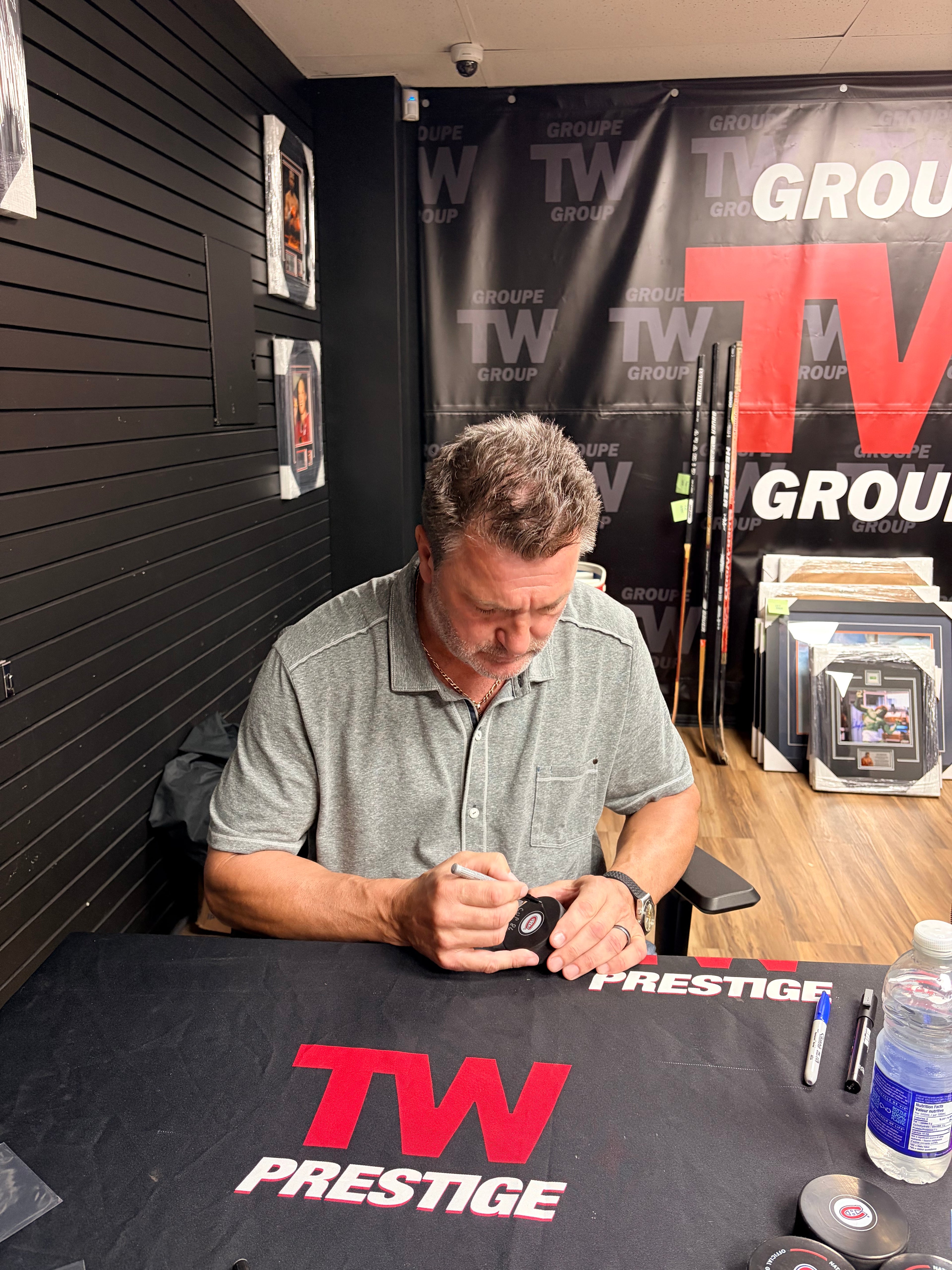 Stéphane Richer: Rondelle autographiée Canadiens de Montréal avec inscription Cup86