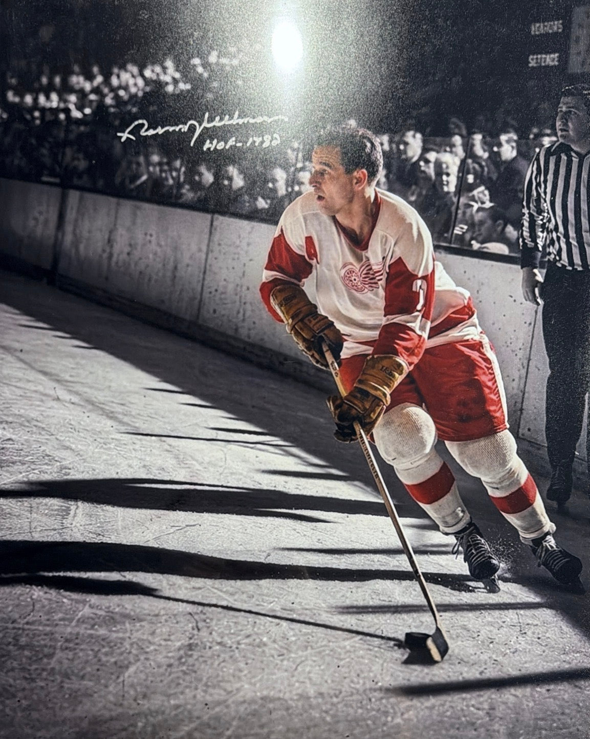 Norm Ullman: Photo autographié 16x20 Red Wings de Detroit spotlight avec HOF 1982