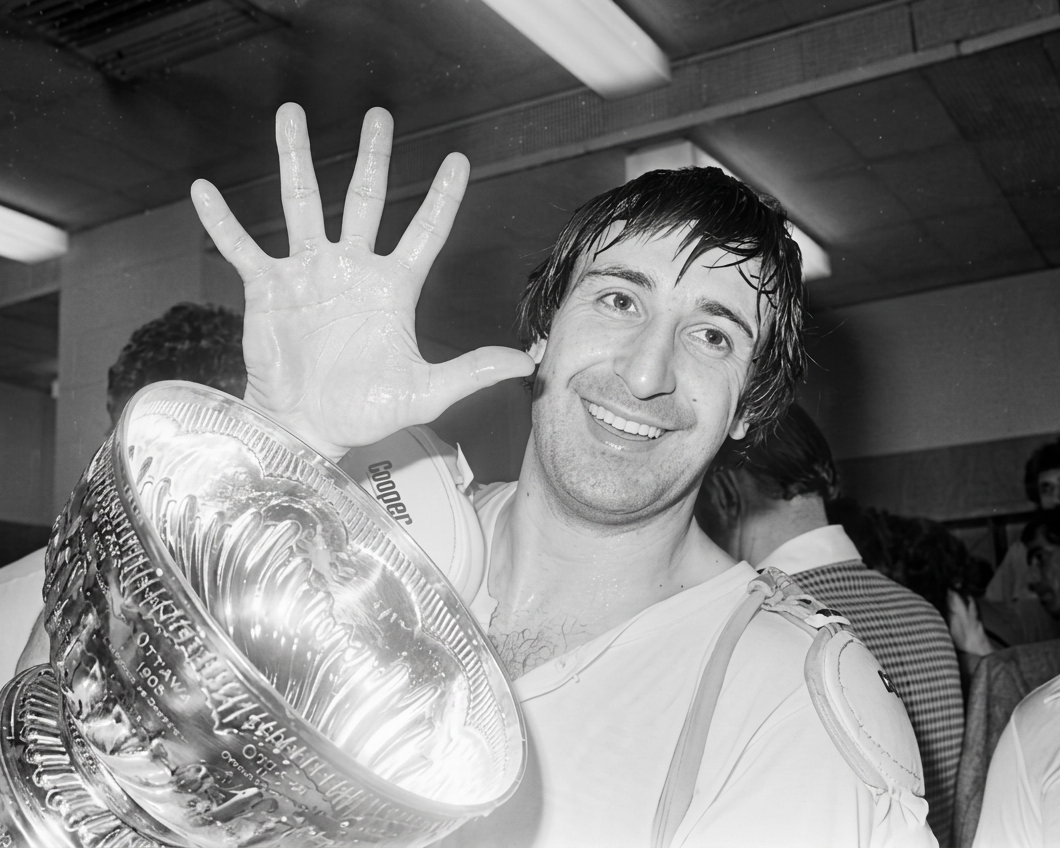 Guy Lapointe précommande: Photo autographié 8x10 Canadiens de Montréal Coupe Stanley